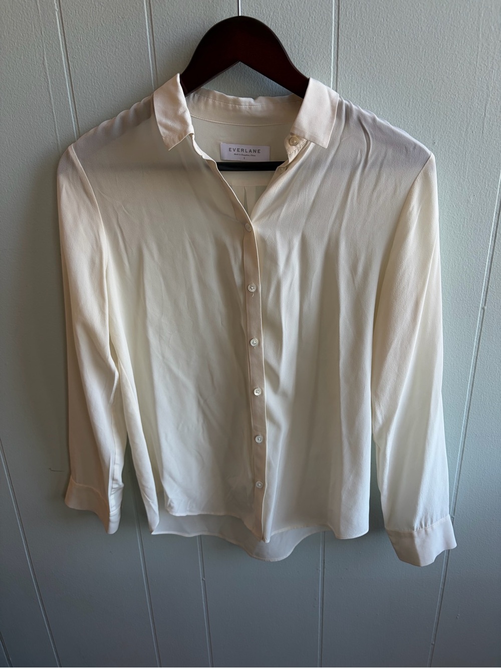 100% Silk Everlane Cream Button-Down Blouse